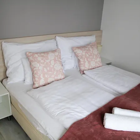 Ξενοδοχείο με διαμερίσματα ****heviz Springs